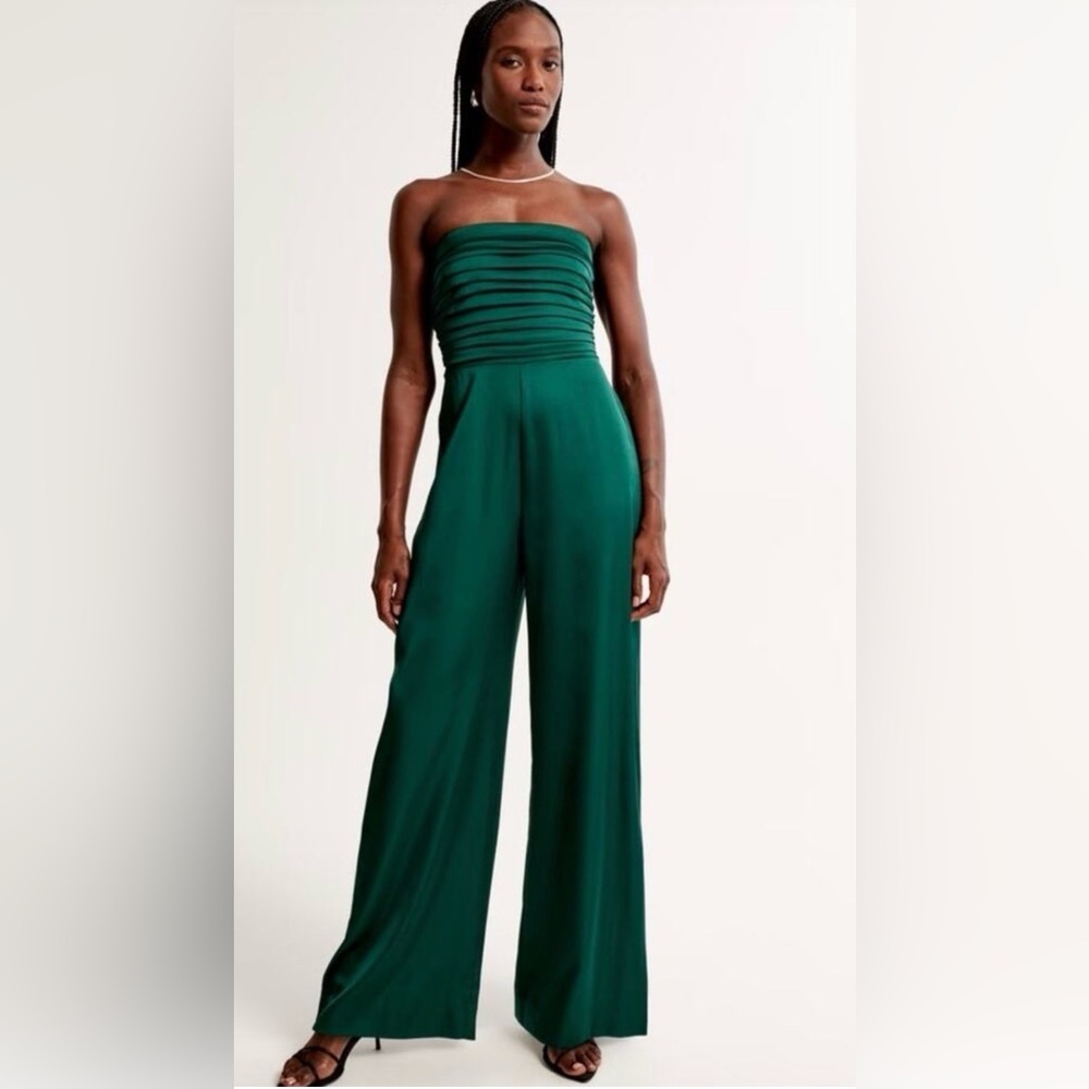 Abercrombie & Fitch Emerson‎ Ruched Strapless Satin Emerald Green Jumpsuit NWT - Picture 2 of 12